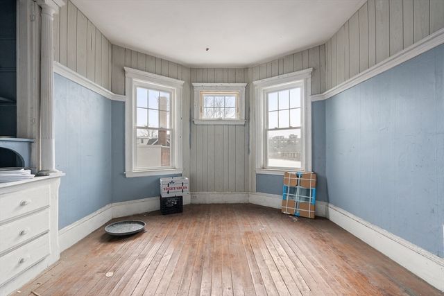 196 Boston St, Boston, MA 02125