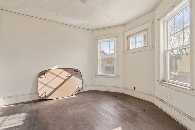 196 Boston St, Boston, MA 02125