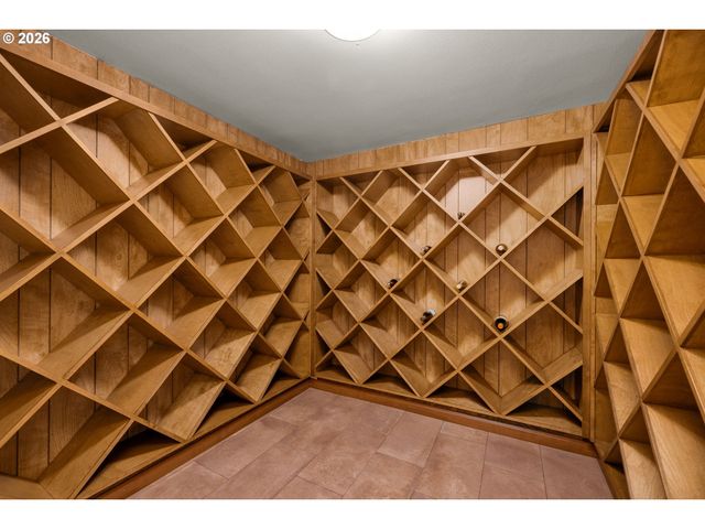 3852 Ne ALAMEDA St, Portland, OR 97212