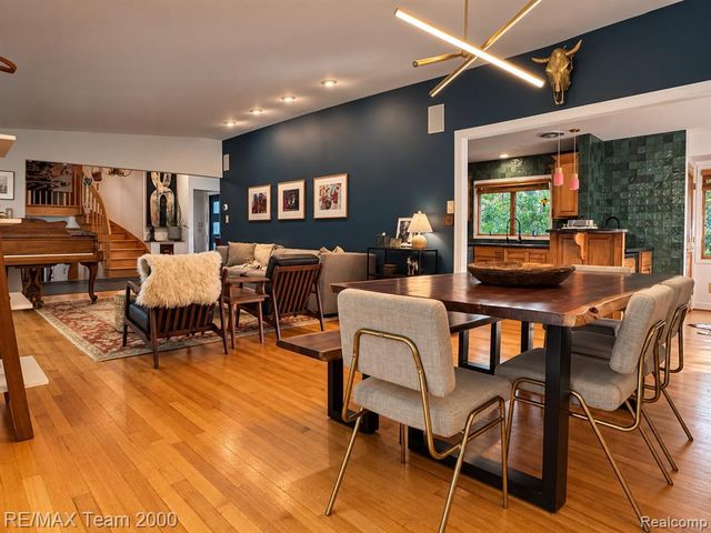 4789 Pickering Road, Bloomfield Hills, MI 48301