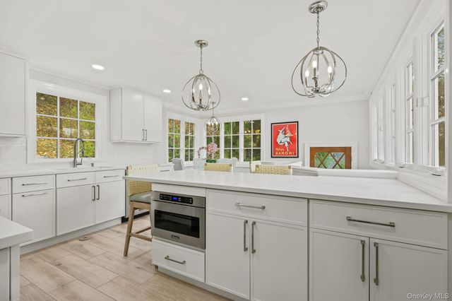 51 Avon Road, Bronxville, NY 10708