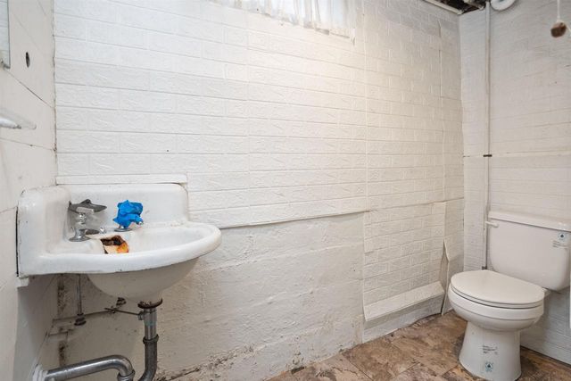 943 ROSCOE STREET, Green Bay, WI 54304