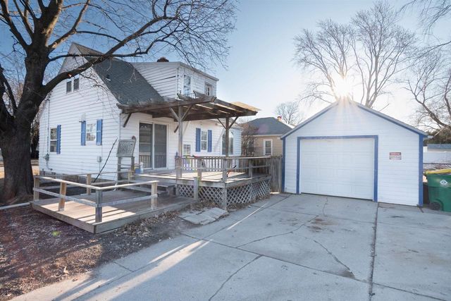 943 ROSCOE STREET, Green Bay, WI 54304