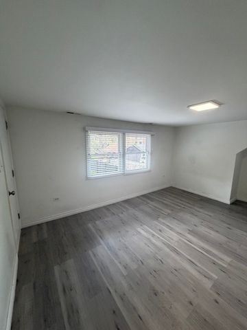 4316 Elm Avenue, Lyons, IL 60534