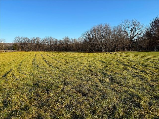 929 Tuttle Road, Elkins, AR 72727