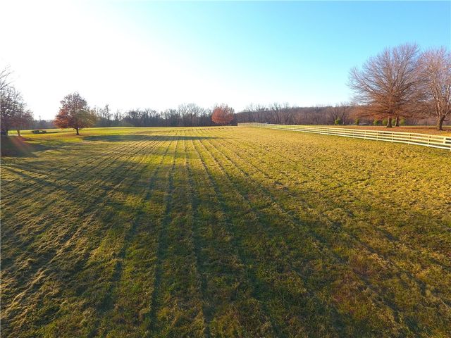 929 Tuttle Road, Elkins, AR 72727