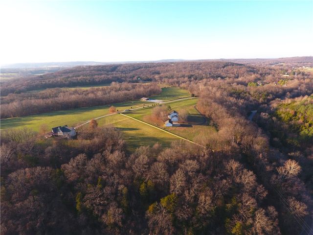 929 Tuttle Road, Elkins, AR 72727