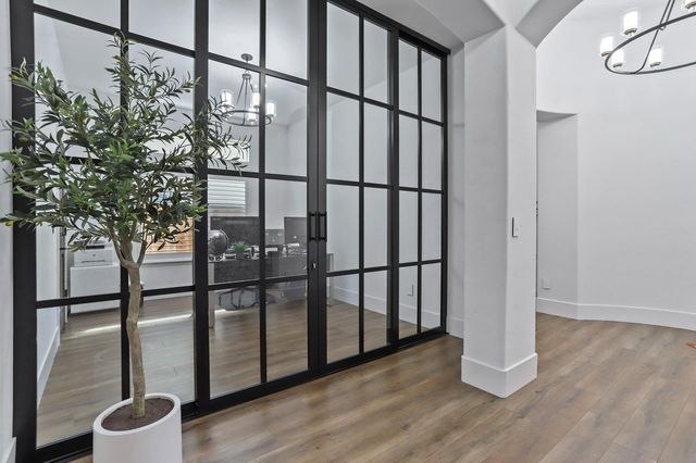 10928 St Moritz Cir, Stockton, CA 95209