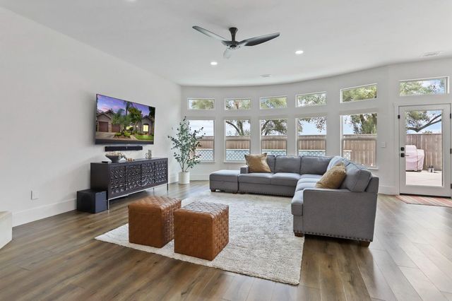 10928 St Moritz Cir, Stockton, CA 95209