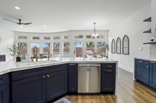 10928 St Moritz Cir, Stockton, CA 95209