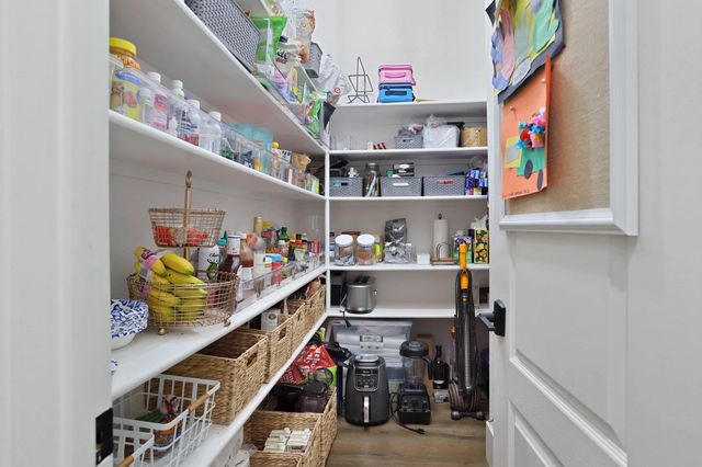 10928 St Moritz Cir, Stockton, CA 95209