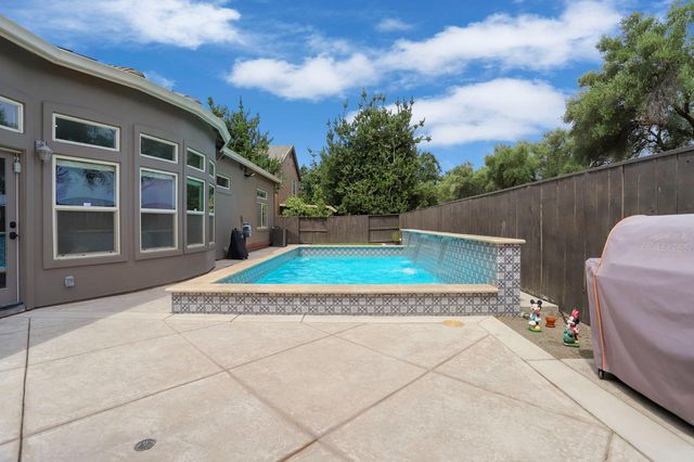 10928 St Moritz Cir, Stockton, CA 95209