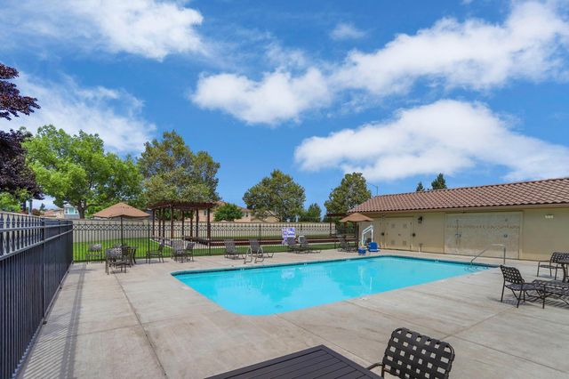 10928 St Moritz Cir, Stockton, CA 95209