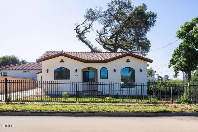 2628 Glenrose Avenue, Altadena, CA 91001