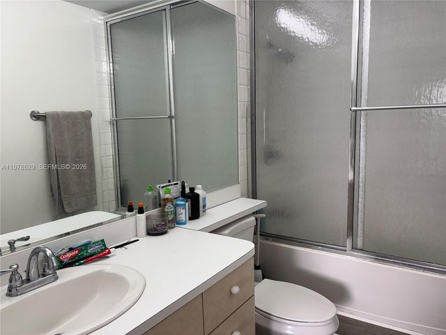 3615 NW 94th Avenue 8F, Sunrise, FL 33351