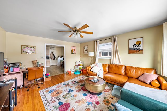 26 Daytona Avenue, Albany, NY 12203