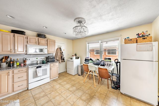 26 Daytona Avenue, Albany, NY 12203