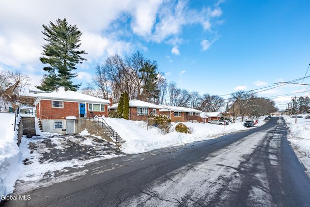 26 Daytona Avenue, Albany, NY 12203