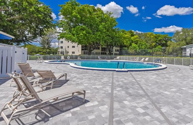 1022 Newport H 1022, Deerfield Beach, FL 33442