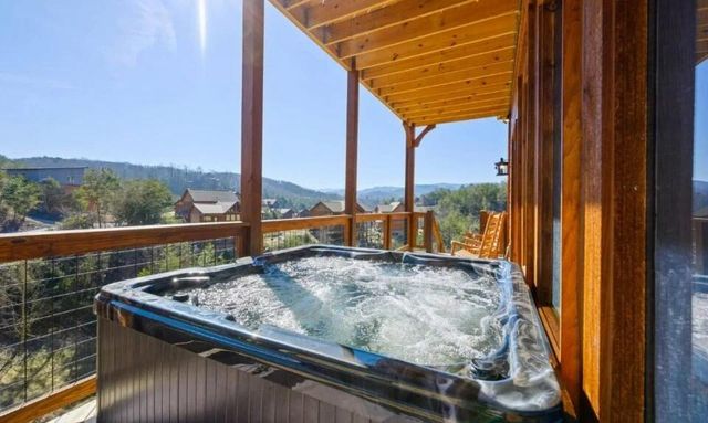 4521 Shangrila Way, Sevierville, TN 37876