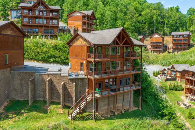 4521 Shangrila Way, Sevierville, TN 37876