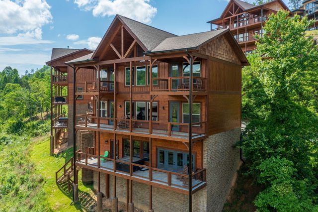 4521 Shangrila Way, Sevierville, TN 37876