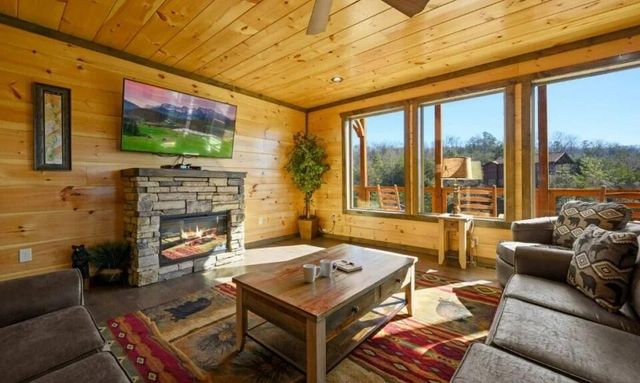 4521 Shangrila Way, Sevierville, TN 37876