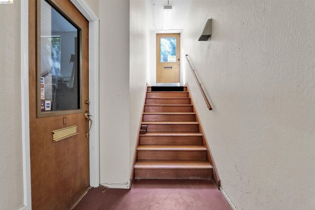 147 W Richmond Ave, Richmond, CA 94801