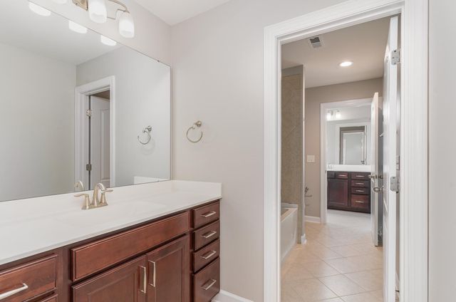 1001 Covered Bridge Trail, Chapel Hill, NC 27517