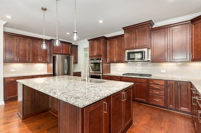 1001 Covered Bridge Trail, Chapel Hill, NC 27517