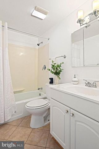 1603 SIMMONS DR, Mclean, VA 22101