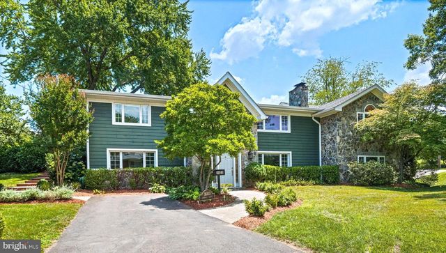 1603 SIMMONS DR, Mclean, VA 22101