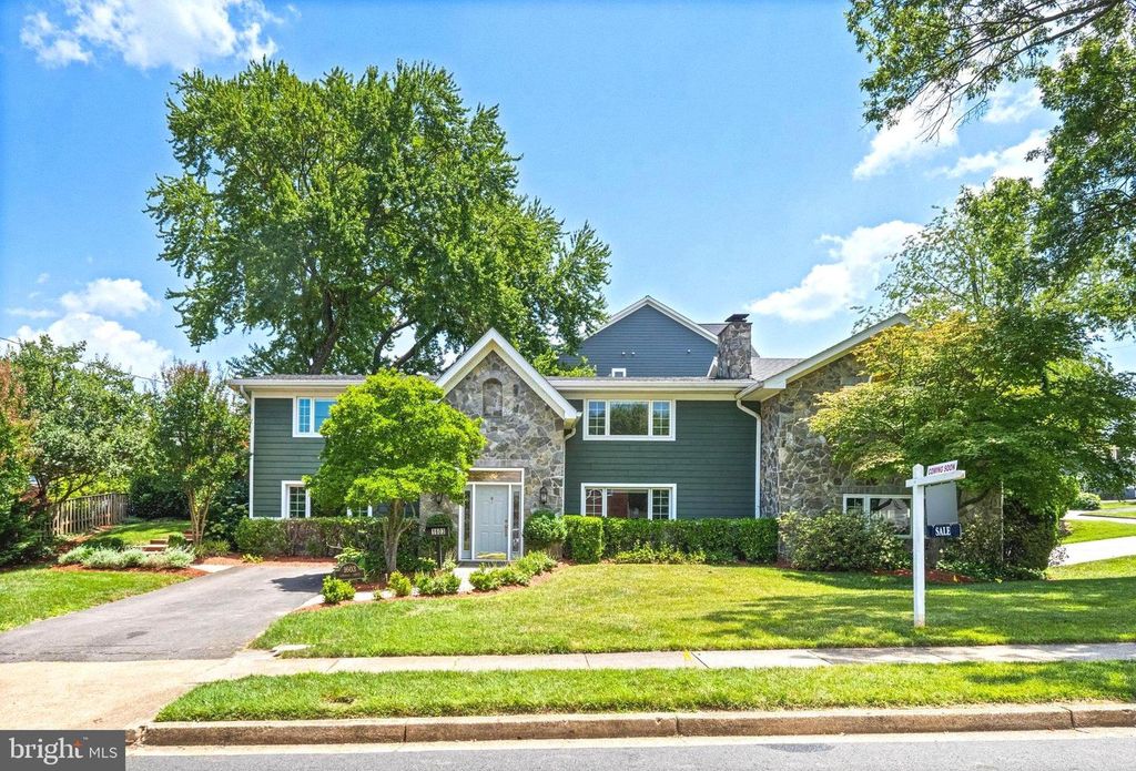 1603 SIMMONS DR, Mclean, VA 22101