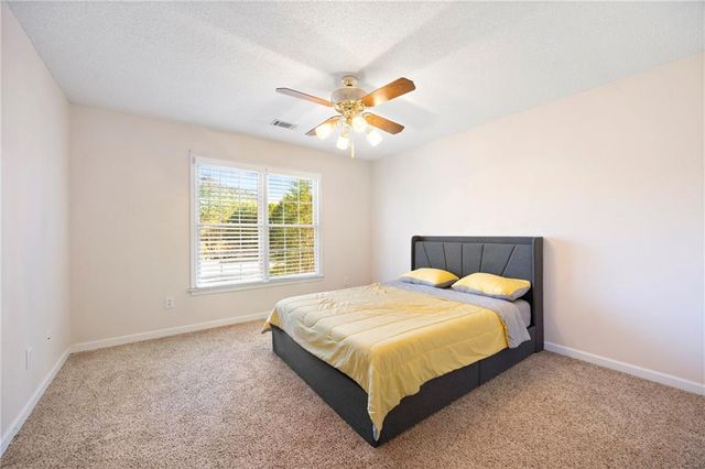 165 Redspire Lane, Fayetteville, GA 30215