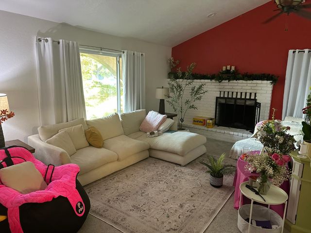 1532 Carlisle Ave, Modesto, CA 95356
