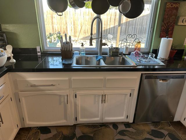 1532 Carlisle Ave, Modesto, CA 95356