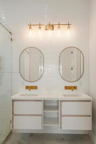 862 Cardinal Ln, Key Largo, FL 33037