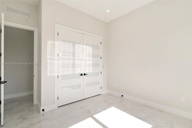 862 Cardinal Ln, Key Largo, FL 33037