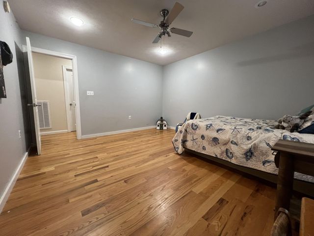 7501 E Plunders Creek Rd, Dickson, TN 37055