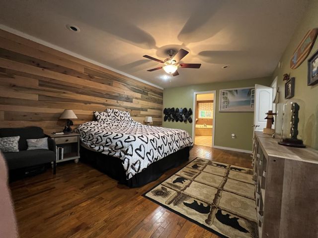7501 E Plunders Creek Rd, Dickson, TN 37055