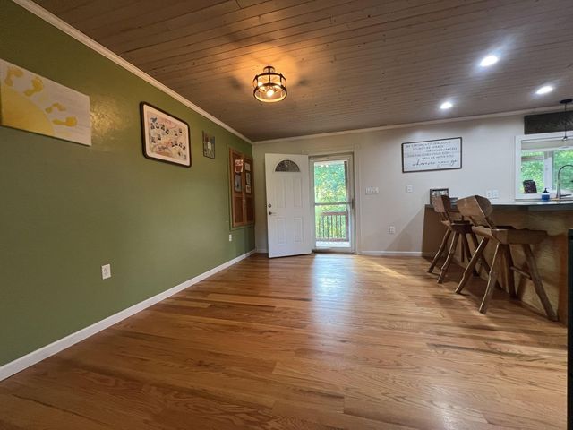 7501 E Plunders Creek Rd, Dickson, TN 37055