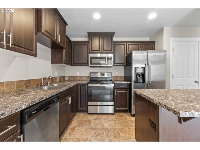 837 Ne 109TH Ct, Vancouver, WA 98664