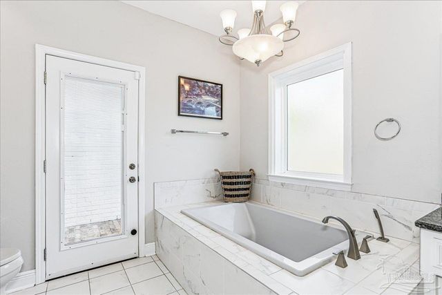 3377 Chantarene Dr, Pensacola, FL 32507