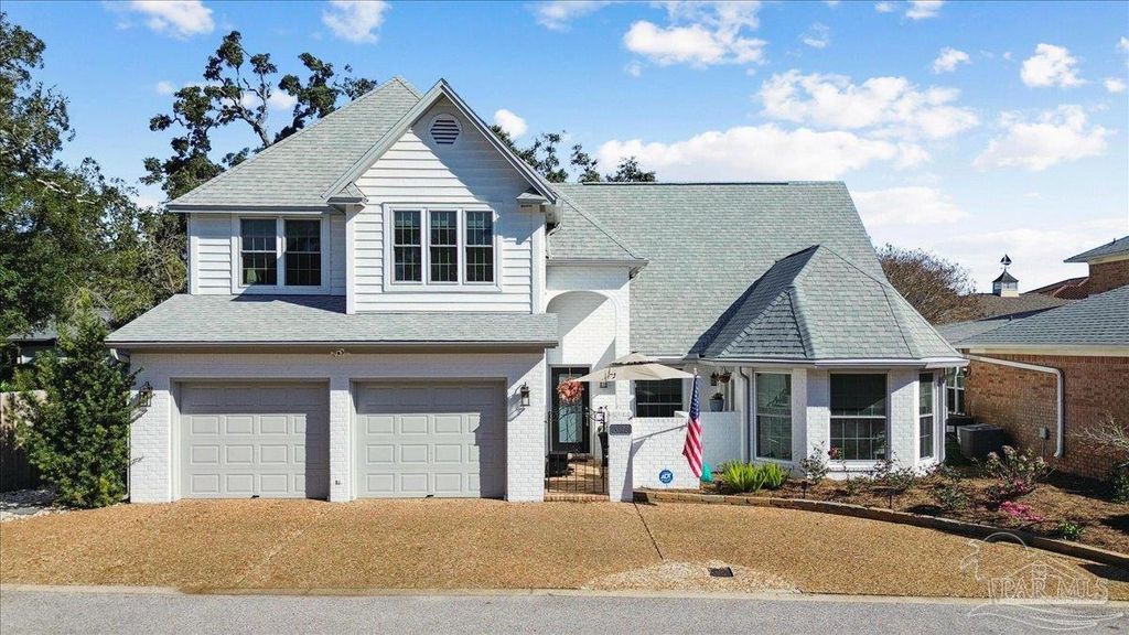 3377 Chantarene Dr, Pensacola, FL 32507