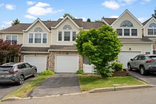 27 Spruce Ridge Drive, Fishkill, NY 12524