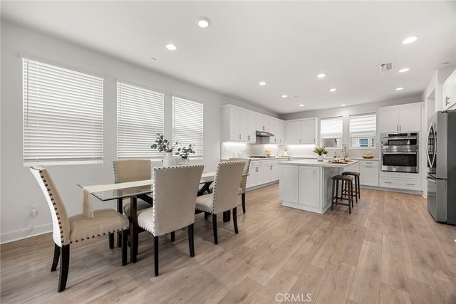 121 Biome, Irvine, CA 92618