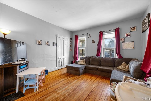 5 Dennison Avenue, Whitestown, NY 13492