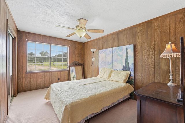 21992 Highway 321, Cleveland, TX 77327