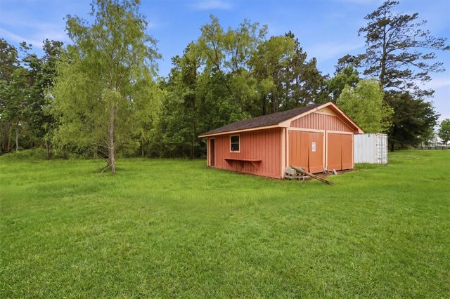 21992 Highway 321, Cleveland, TX 77327