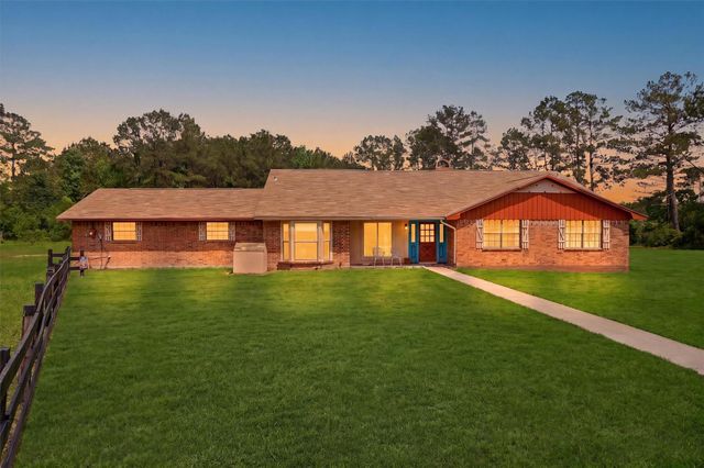 21992 Highway 321, Cleveland, TX 77327